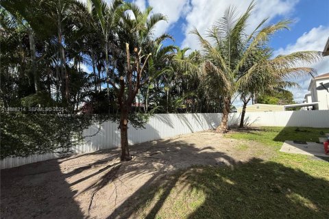 Casa en alquiler en Homestead, Florida, 4 dormitorios, 234.67 m2 № 1940982 - foto 23