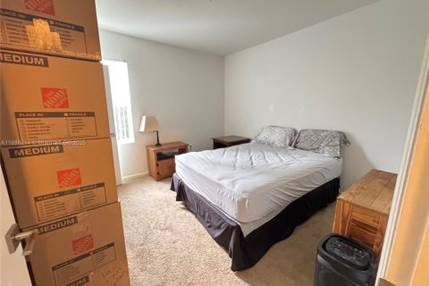 Casa en alquiler en Homestead, Florida, 4 dormitorios, 234.67 m2 № 1940982 - foto 15