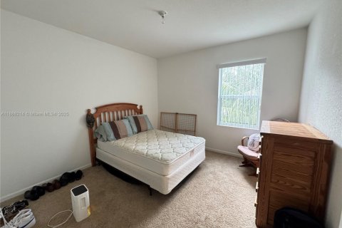 Casa en alquiler en Homestead, Florida, 4 dormitorios, 234.67 m2 № 1940982 - foto 14