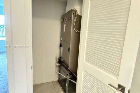 Casa en alquiler en Homestead, Florida, 4 dormitorios, 234.67 m2 № 1940982 - foto 19