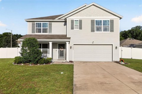 House in High Springs, Florida 5 bedrooms, 236.34 sq.m. № 2362533