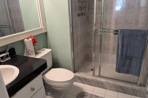 Condominio en venta en Pembroke Pines, Florida, 2 dormitorios, 108.7 m2 № 2250363 - foto 11