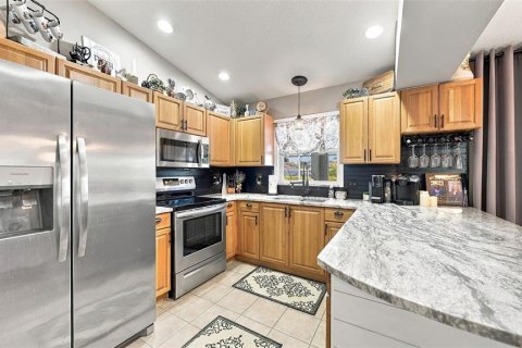 Villa ou maison à vendre à Bradenton, Floride: 3 chambres, 120.96 m2 № 2419153 - photo 14
