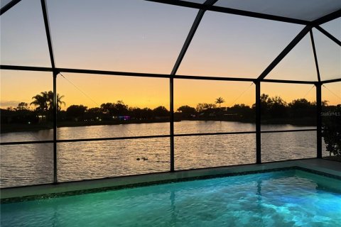 Villa ou maison à vendre à Bradenton, Floride: 3 chambres, 120.96 m2 № 2419153 - photo 2