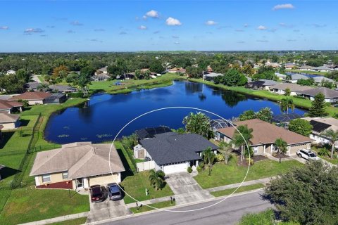 Villa ou maison à vendre à Bradenton, Floride: 3 chambres, 120.96 m2 № 2419153 - photo 3