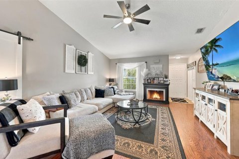 Villa ou maison à vendre à Bradenton, Floride: 3 chambres, 120.96 m2 № 2419153 - photo 8
