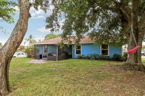 Villa ou maison à vendre à Port St. Lucie, Floride: 3 chambres, 99.96 m2 № 2086709 - photo 27