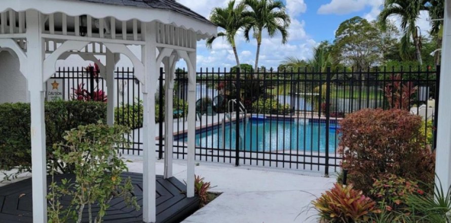 Adosado en Wellington, Florida 3 dormitorios, 130.81 m2 № 1136614