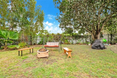 Villa ou maison à vendre à Miami, Floride: 4 chambres, 184.88 m2 № 2001085 - photo 30