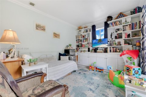 Villa ou maison à vendre à Miami, Floride: 4 chambres, 184.88 m2 № 2001085 - photo 16