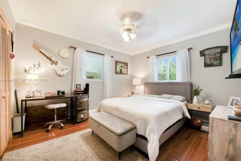 Villa ou maison à vendre à Miami, Floride: 4 chambres, 184.88 m2 № 2001085 - photo 11