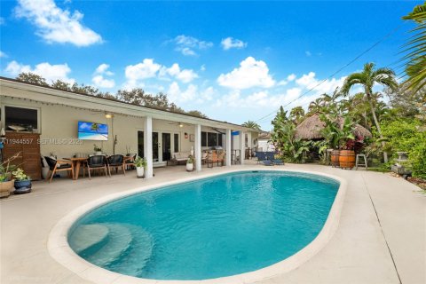 Villa ou maison à vendre à Miami, Floride: 4 chambres, 184.88 m2 № 2001085 - photo 22