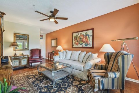 Condo in Tampa, Florida, 1 bedroom  № 1586481 - photo 5