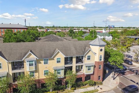Condo in Tampa, Florida, 1 bedroom  № 1586481 - photo 2