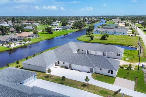 Immobilier commercial à vendre à Rotonda, Floride: 9 chambres, 418.9 m2 № 2344556 - photo 5