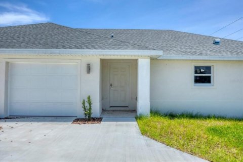 Immobilier commercial à vendre à Rotonda, Floride: 9 chambres, 418.9 m2 № 2344556 - photo 6