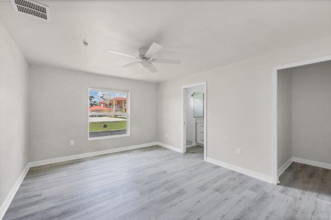 Immobilier commercial à vendre à Rotonda, Floride: 9 chambres, 418.9 m2 № 2344556 - photo 13