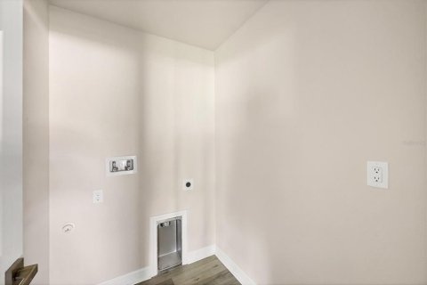Immobilier commercial à vendre à Rotonda, Floride: 9 chambres, 418.9 m2 № 2344556 - photo 30