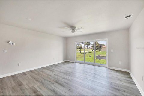 Immobilier commercial à vendre à Rotonda, Floride: 9 chambres, 418.9 m2 № 2344556 - photo 8