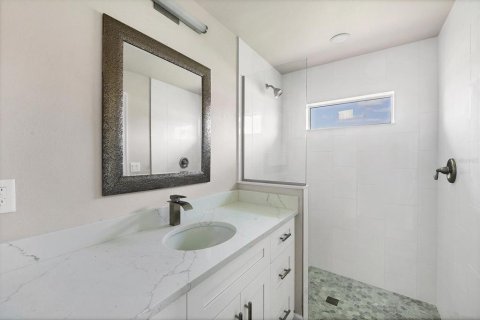 Immobilier commercial à vendre à Rotonda, Floride: 9 chambres, 418.9 m2 № 2344556 - photo 26