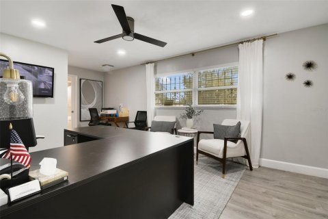 Casa en venta en Winter Park, Florida, 3 dormitorios, 195.84 m2 № 1721758 - foto 21