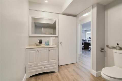 Casa en venta en Winter Park, Florida, 3 dormitorios, 195.84 m2 № 1721758 - foto 15
