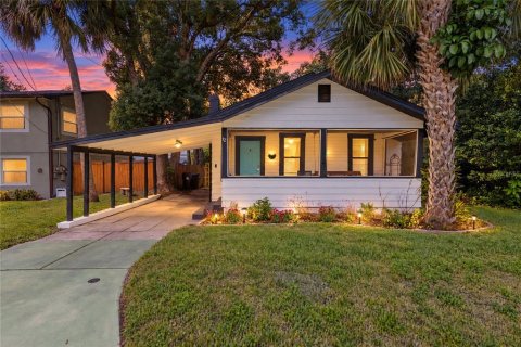 Villa ou maison à Orlando, Floride 3 chambres, 115.94 m2 № 2389378