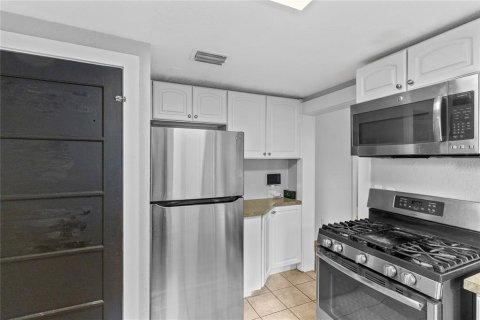 Villa ou maison à vendre à Orlando, Floride: 3 chambres, 115.94 m2 № 2389378 - photo 6