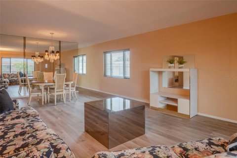 Condominio en venta en Clearwater, Florida, 2 dormitorios, 130.06 m2 № 1684922 - foto 6