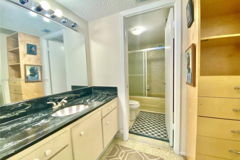 Купить кондоминиум в Авентура, Флорида 1 спальня, 93.37м2, № 1695392 - фото 30