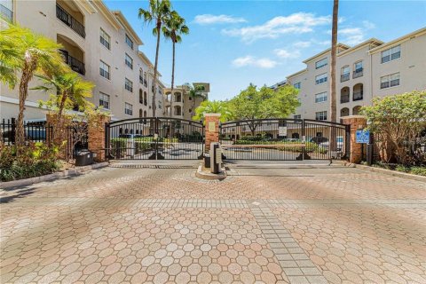 Condominio en venta en Tampa, Florida, 1 dormitorio, 68.93 m2 № 1663071 - foto 4