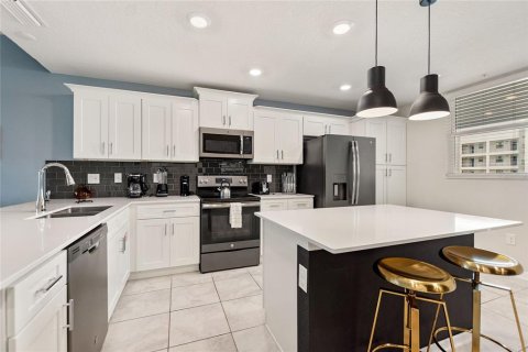 Condo in Kissimmee, Florida, 2 bedrooms  № 1724199 - photo 4
