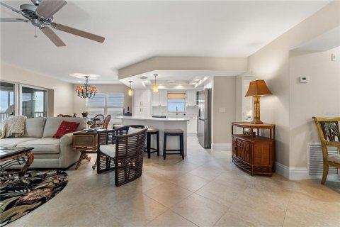 Condo in Punta Gorda, Florida, 3 bedrooms № 2093730 - photo 19