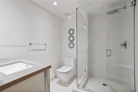 Condominio en venta en Hallandale Beach, Florida, 3 dormitorios, 145.95 m2 № 2004353 - foto 30