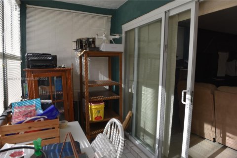 Copropriété à louer à Margate, Floride: 2 chambres, 94.67 m2 № 1972826 - photo 25