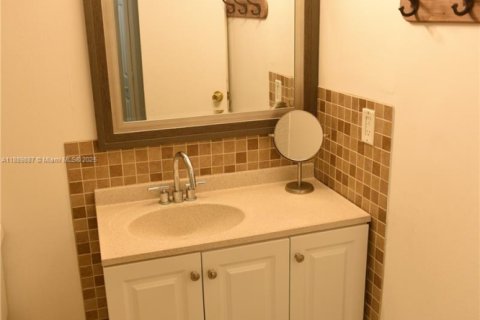 Copropriété à louer à Margate, Floride: 2 chambres, 94.67 m2 № 1972826 - photo 10