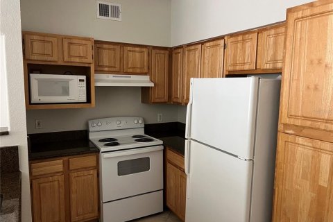 Condo in Orlando, Florida, 2 bedrooms  № 1642497 - photo 5