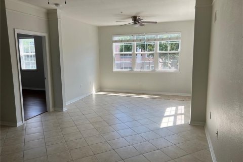 Condo in Orlando, Florida, 2 bedrooms  № 1642497 - photo 3
