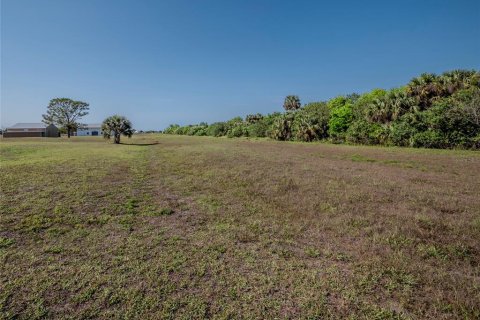 House in Okeechobee, Florida 2 bedrooms, 83.52 sq.m. № 1894445 - photo 18