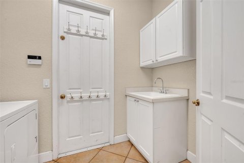 Villa ou maison à vendre à Orlando, Floride: 5 chambres, 260.96 m2 № 1841563 - photo 30