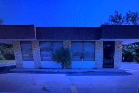Propiedad comercial en venta en Deltona, Florida, 167.22 m2 № 2212114 - foto 2