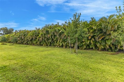 House in Punta Gorda, Florida 2 bedrooms, 140.84 sq.m. № 1911053 - photo 30