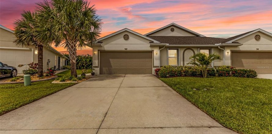 House in Punta Gorda, Florida 2 bedrooms, 140.84 sq.m. № 1911053