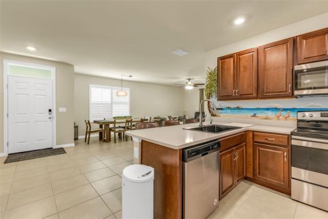 House in Punta Gorda, Florida 2 bedrooms, 140.84 sq.m. № 1911053 - photo 19