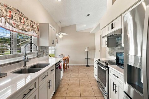 Villa ou maison à vendre à Orlando, Floride: 3 chambres, 134.71 m2 № 2408850 - photo 12