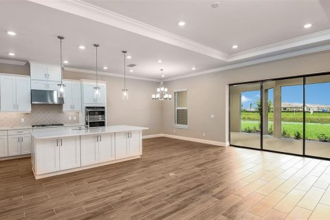 House in Kissimmee, Florida 2 bedrooms, 198.81 sq.m. № 1514727 - photo 11
