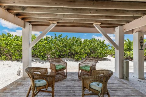 Duplex in Boca Grande, Florida 3 bedrooms, 130.81 sq.m. № 1796031 - photo 12