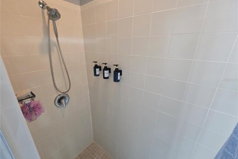 Touwnhouse à vendre à Rotonda, Floride: 2 chambres, 106 m2 № 2098429 - photo 20