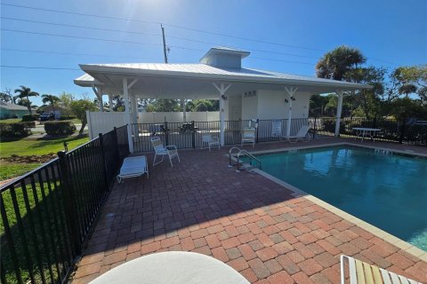 Touwnhouse à vendre à Rotonda, Floride: 2 chambres, 106 m2 № 2098429 - photo 5