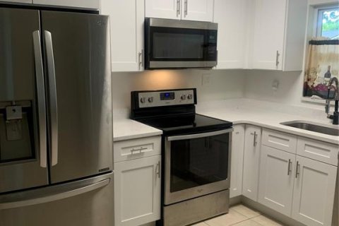 Casa en venta en Orlando, Florida, 3 dormitorios, 115.94 m2 № 2198107 - foto 14